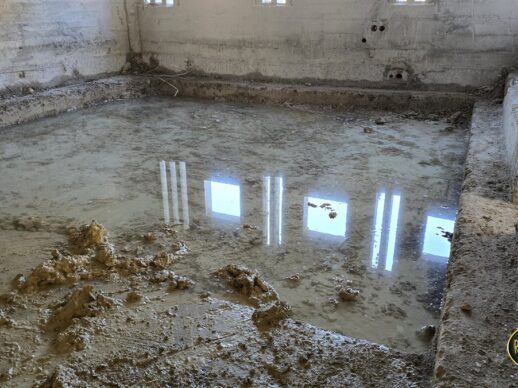 impermeabilizzazioni-interrati-01-acqua-ferma Acqua ferma sul fondo dell'interrato prima dell'intervento