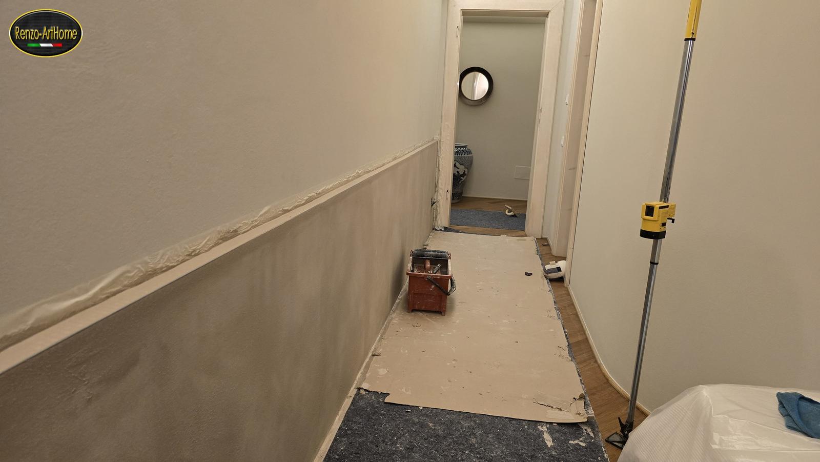 fascia rifinita in corridoio