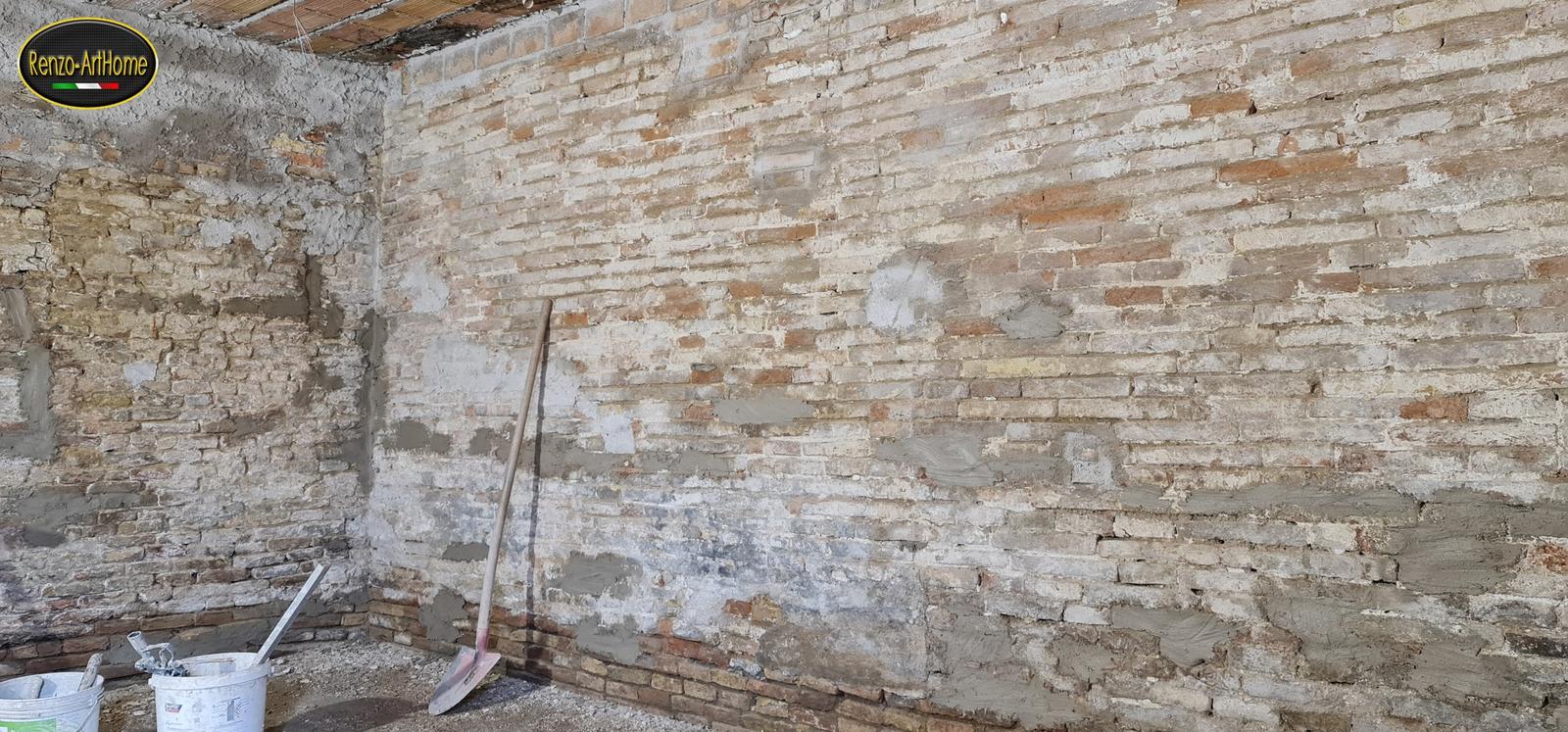 il panorama della parete stuccata