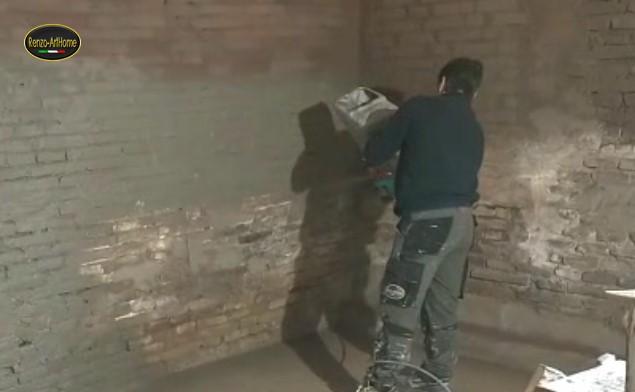 l'osmotico steso a spruzzo sulla fascia bassa
